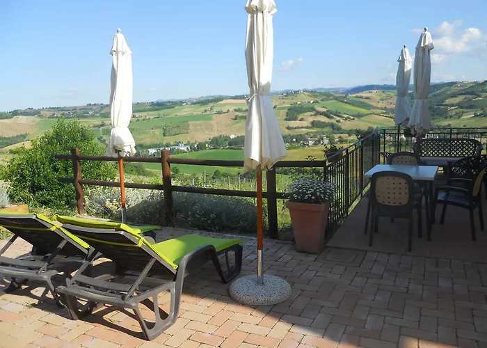 Podere Diamante Kır Evi *